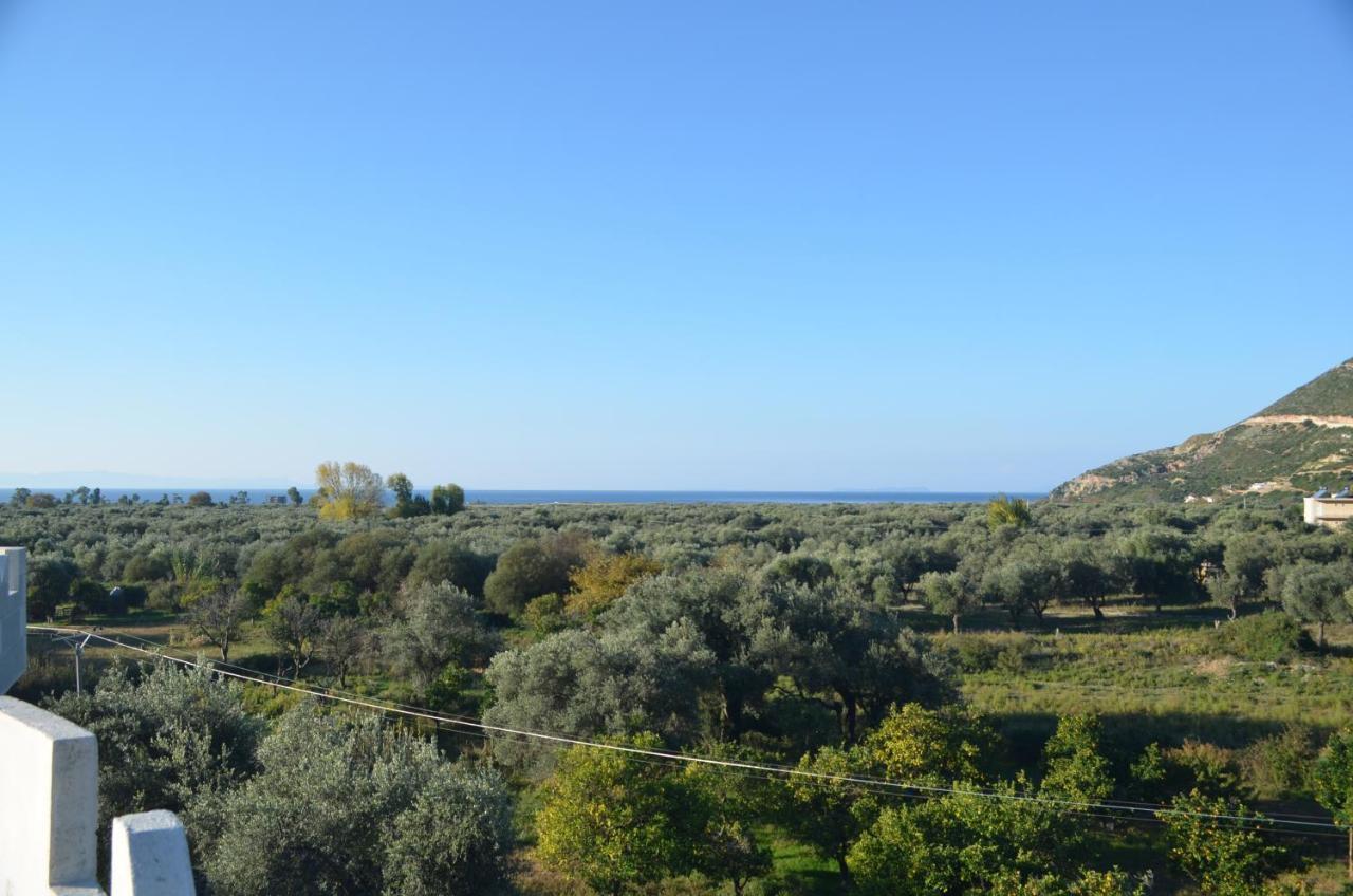 Vila Florika Hotel Борш Екстериор снимка
